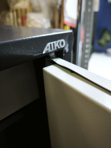 Шкаф бухгалтерский AIKO SL-125Т (№0021) (УЦЕНКА с повреждением)